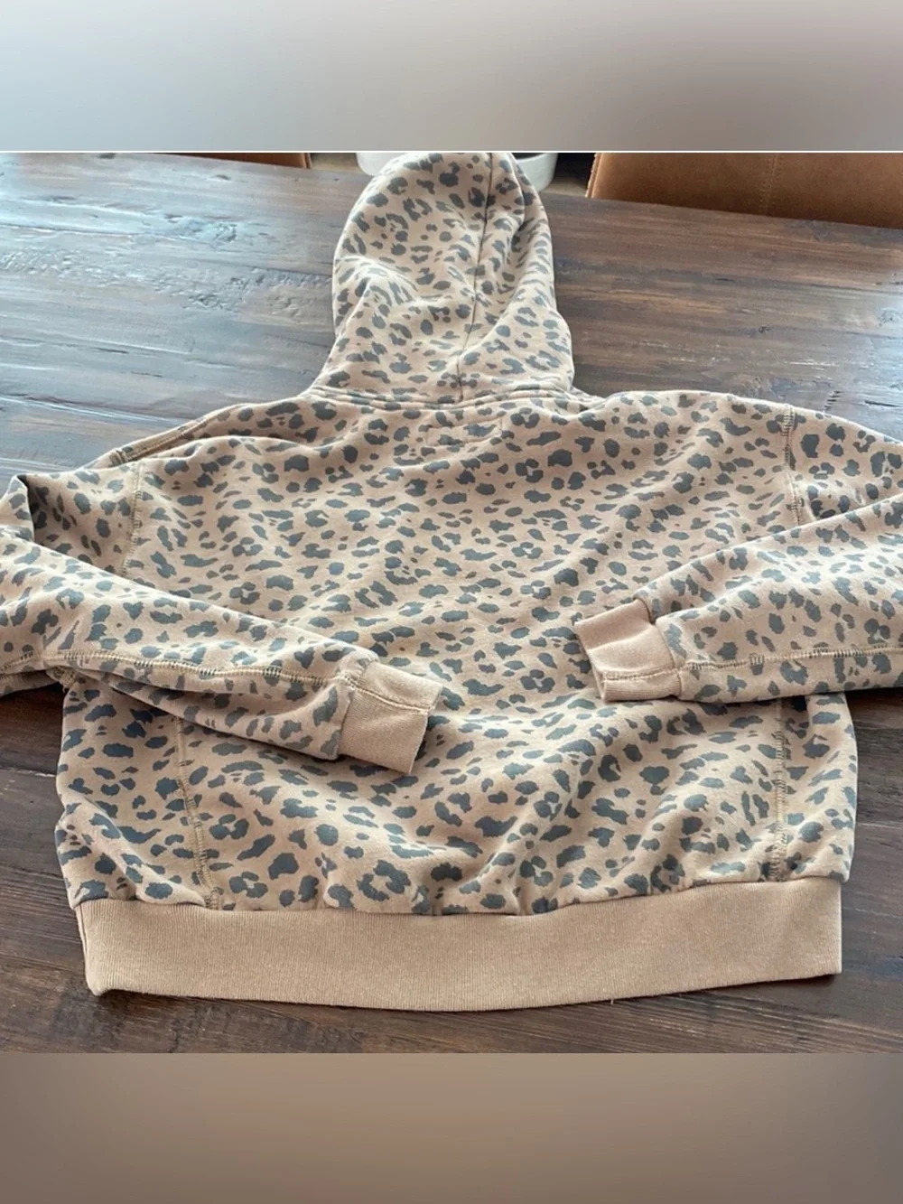 Abercrombie & Fitch XS soft fleece leopard hoodie - Picture 9 of 11